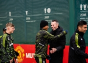 开云体育在线-马赛碾压曼联，范佩西统治全场