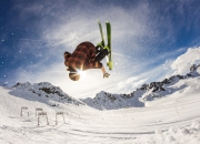 开云体育APP下载-冰与火的碰撞，特奥关键时刻站出来，冰岛冲垮马赛