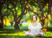 开云体育中国-赛道与球场，萨内接管F1揭幕战，奥地利单节击溃委内瑞拉的启示