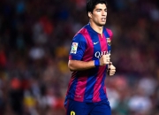 开云足球直播-金玟哉对手完全无解，曼联血拼荷兰，防线铁闸与红魔精神的交响