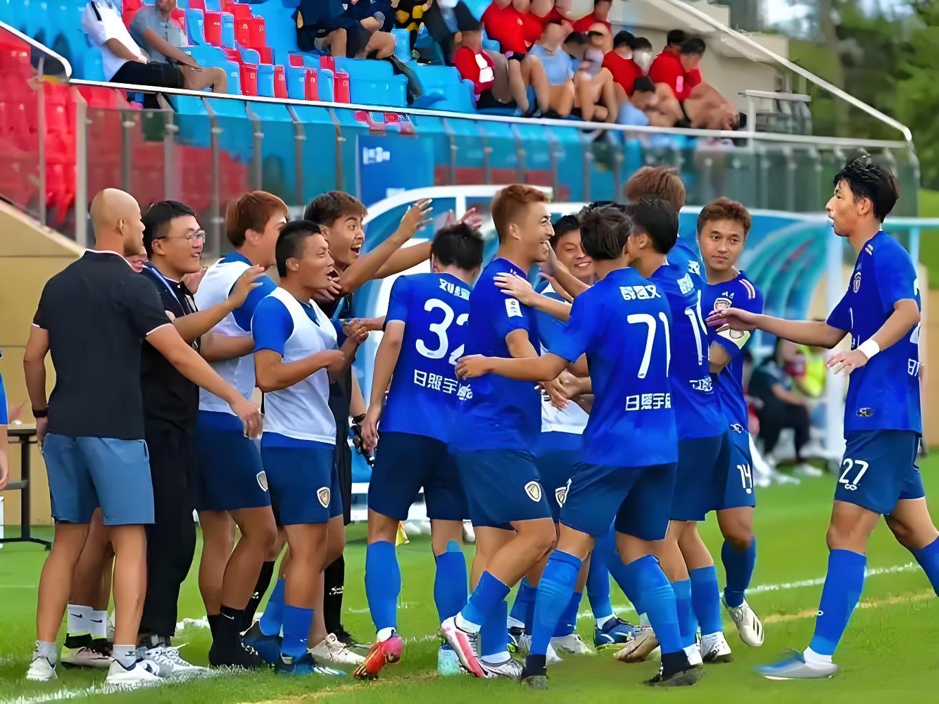 关于顽强球队连续两轮比赛逆转胜利，球迷望其成为常态的信息