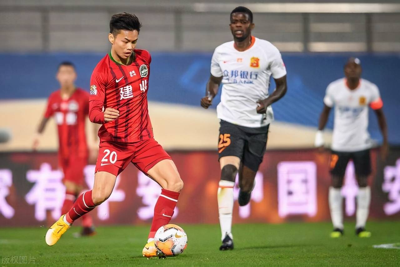 新兴球队成才！青年选手积极表现