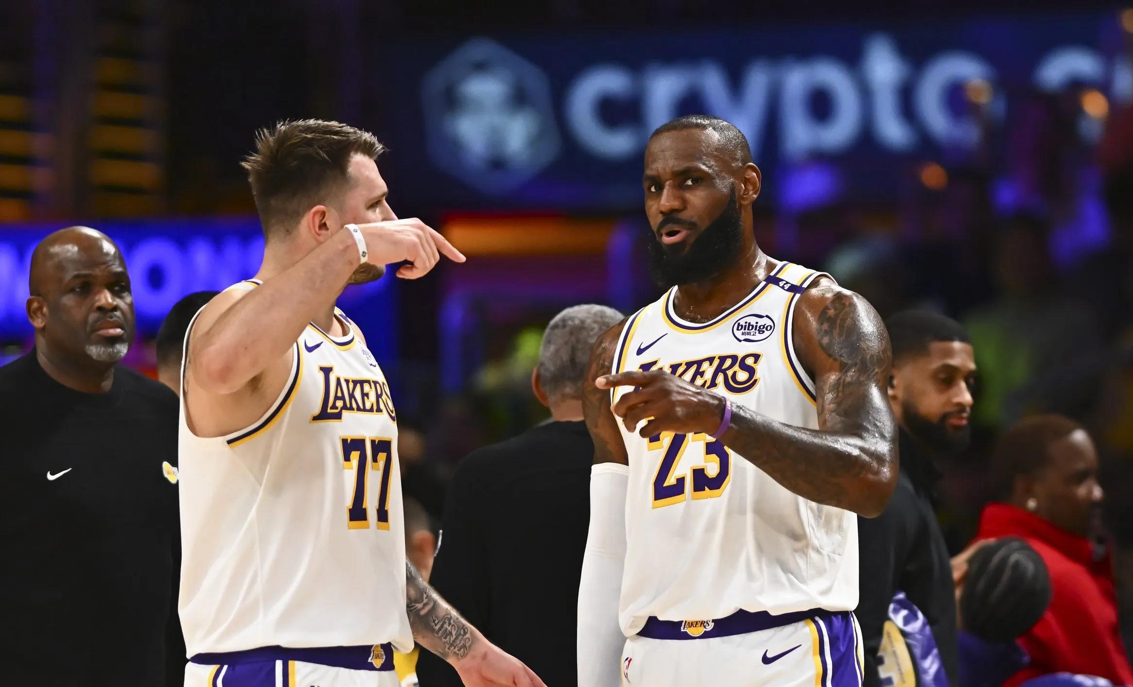 关于NBA榜首之争:湖人尴尬连败,对手领跑局面的信息 关于NBA榜首之争:湖人尴尬连败,对手领跑局面的信息