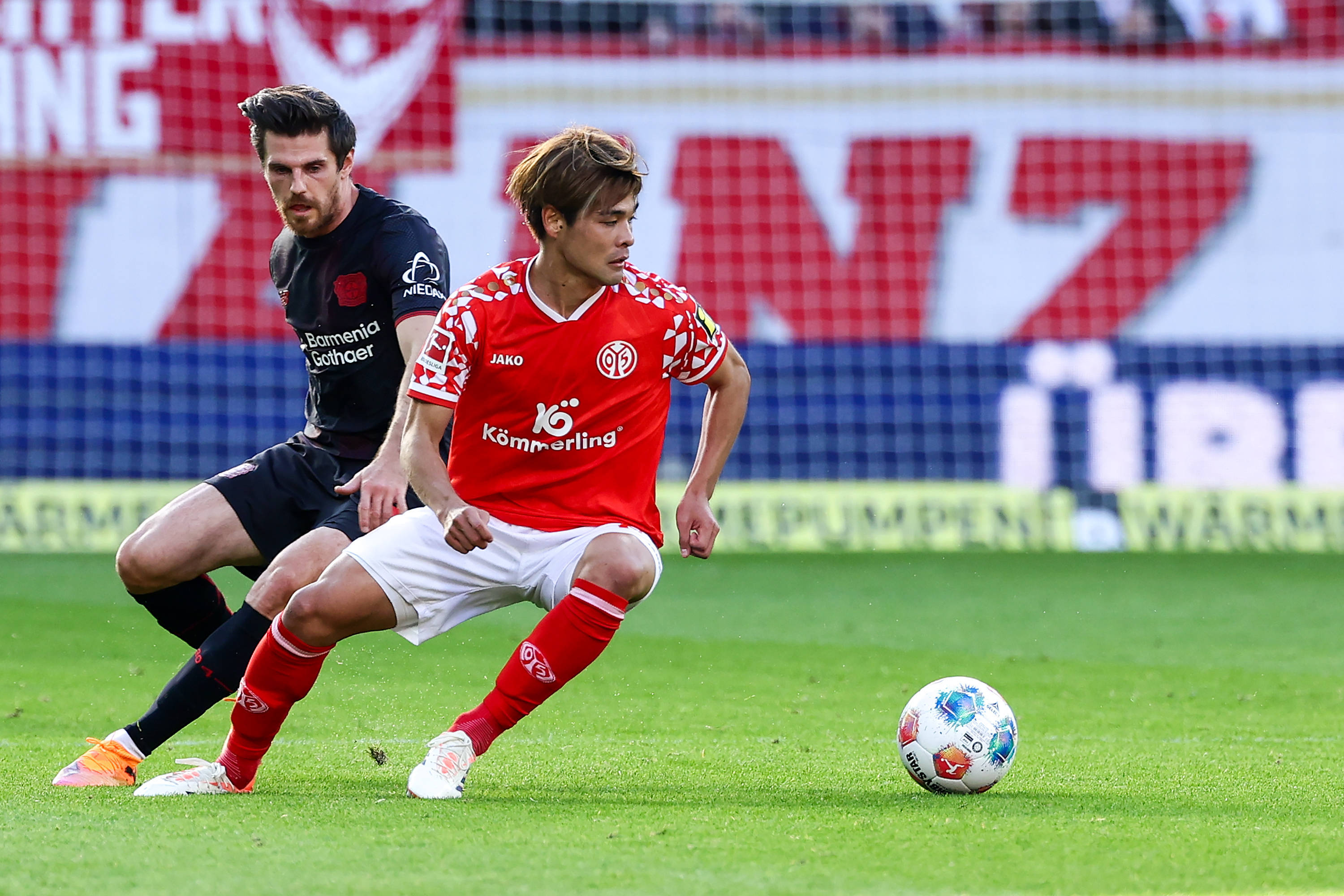 勒沃库森遭遇不敌，积分榜排名下滑的简单介绍