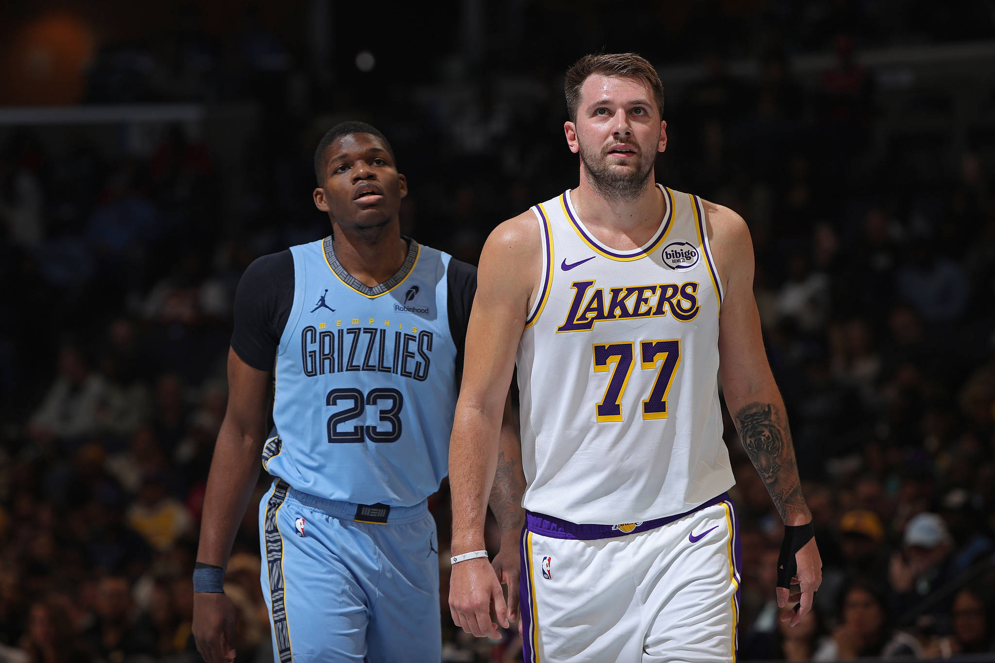 灰熊横扫步行者，东契奇点燃赛场的简单介绍