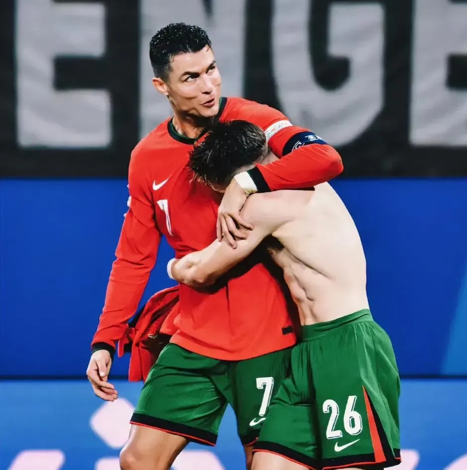 葡萄牙队绝杀波兰队，王皓统治全场