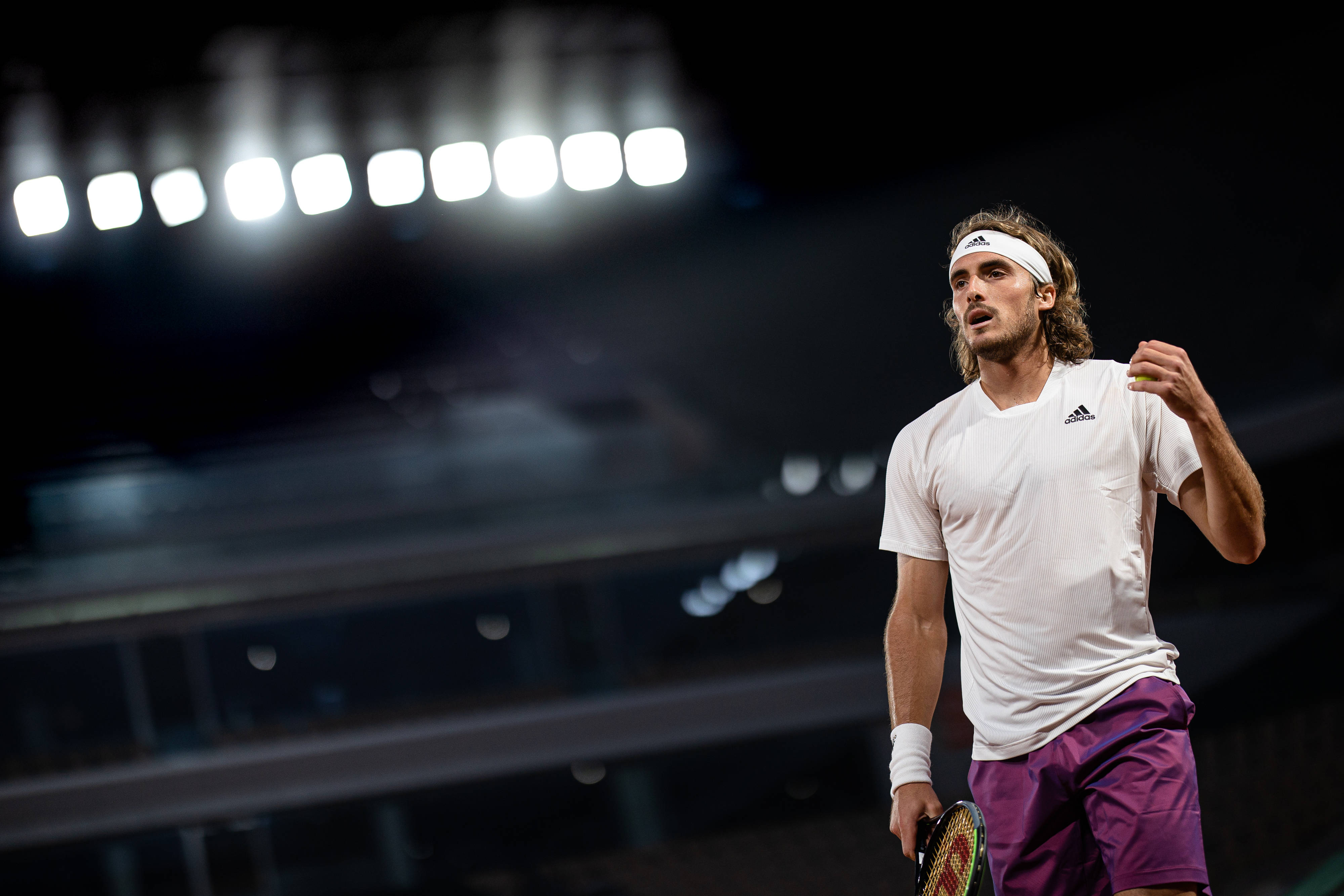 美国网球队轻取欧洲网球队，西西帕斯一己之力扛起全队的简单介绍