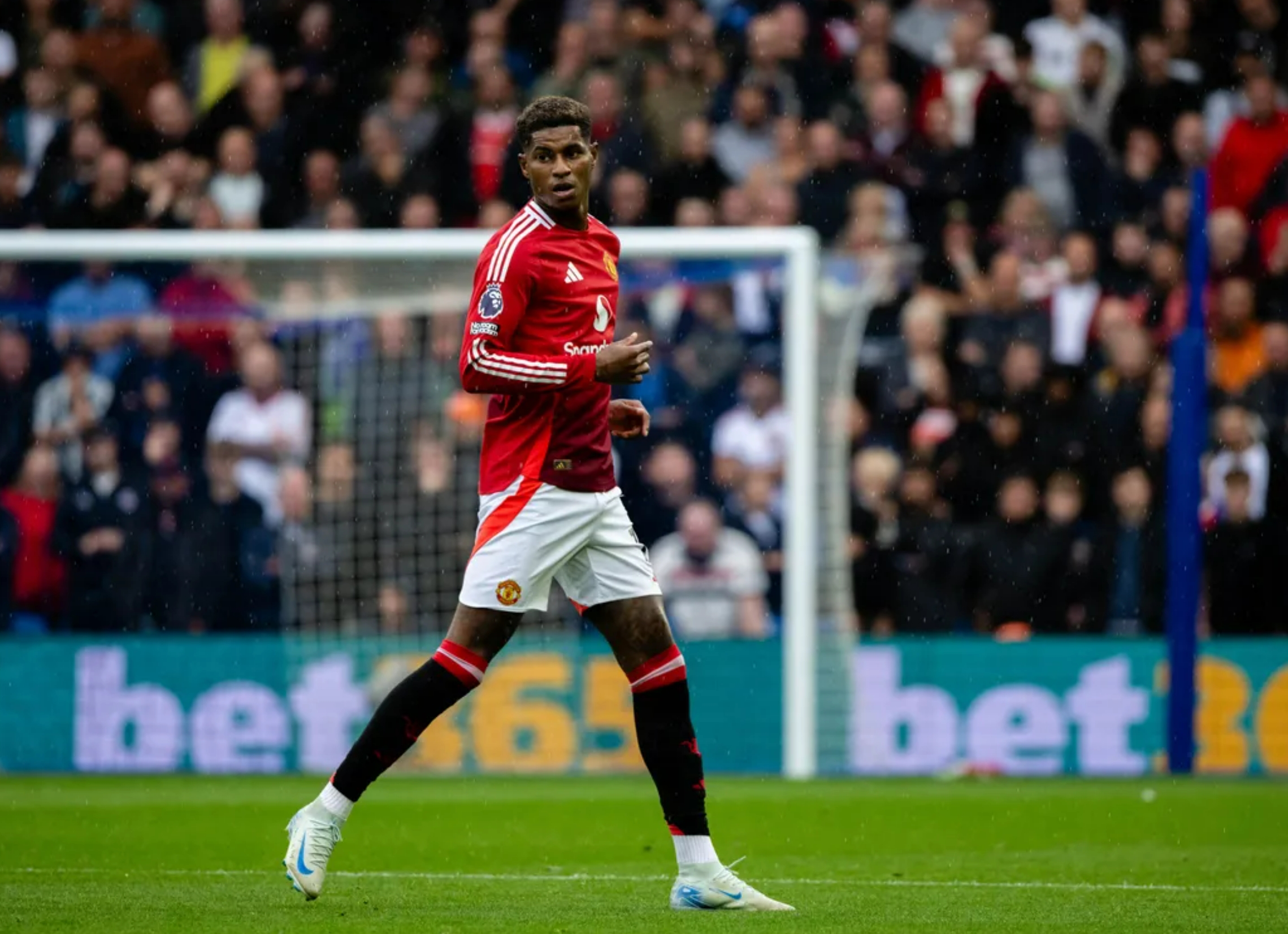 关于国际米兰轻取荷兰，拉什福德状态火热的信息