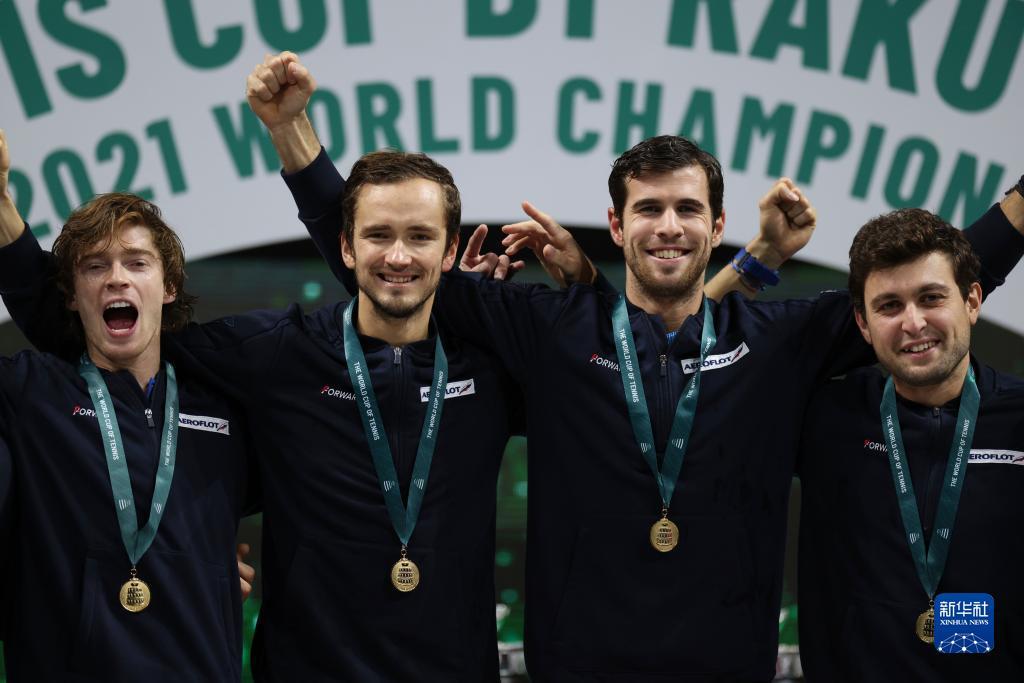 包含戴维斯杯横扫温网，梅德韦杰夫扛起全队的词条