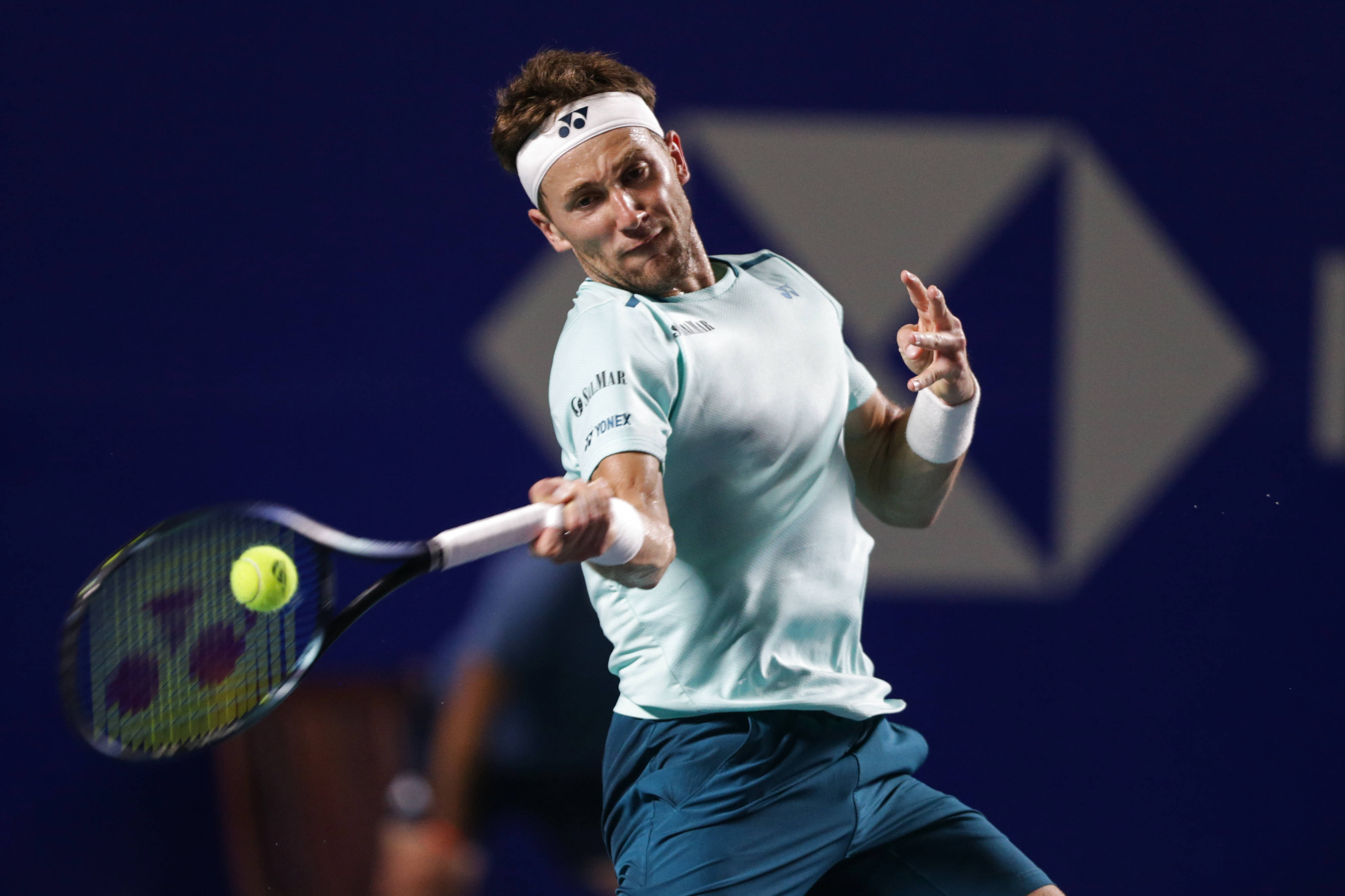 包含拉沃尔杯鏖战澳网，鲁德高光表现的词条