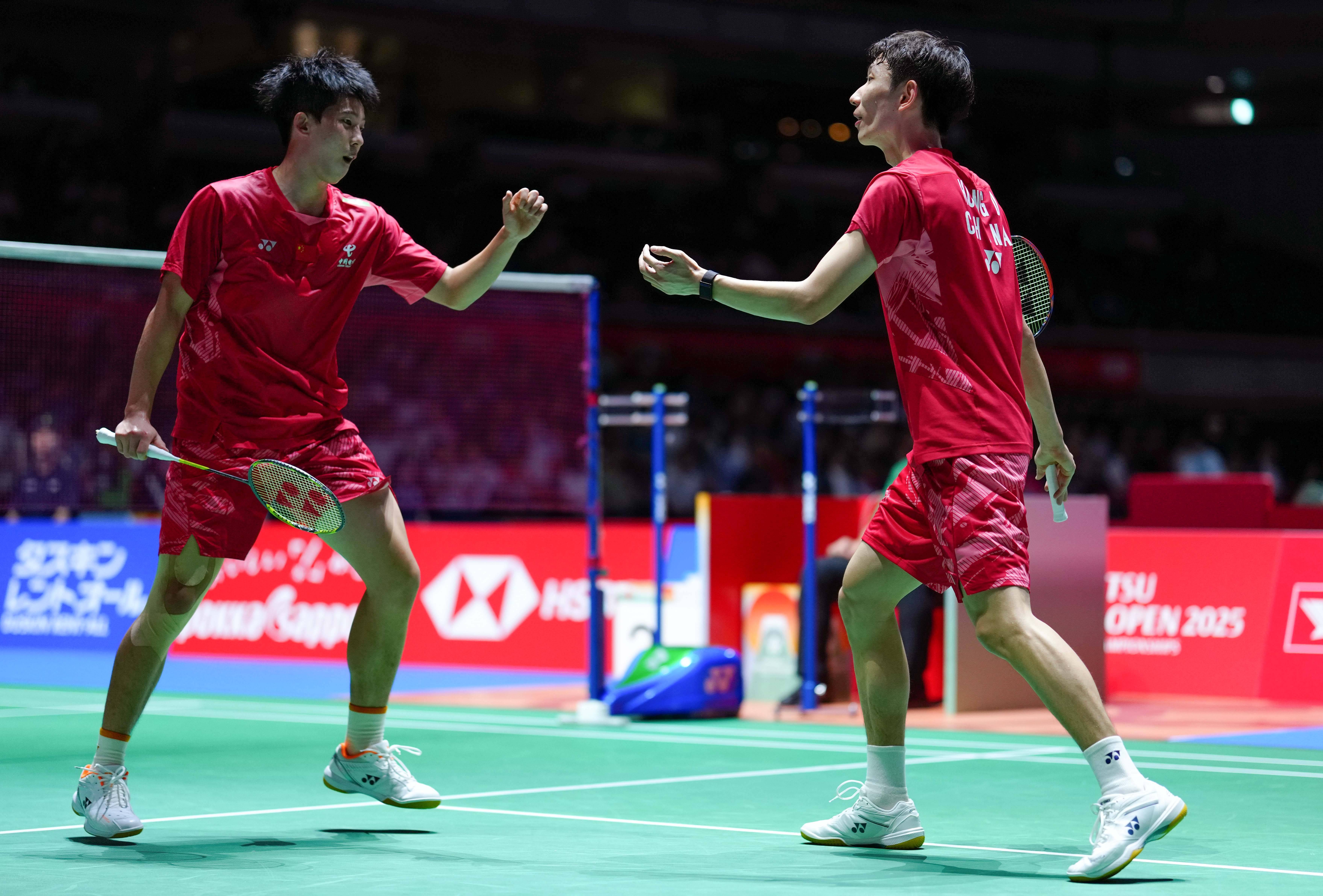 日本羽毛球队完胜丹麦羽毛球队，安赛龙三分雨点燃全场的简单介绍