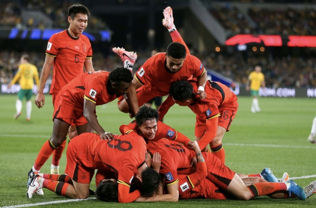 罗马险胜哥伦比亚，托尼带队取胜