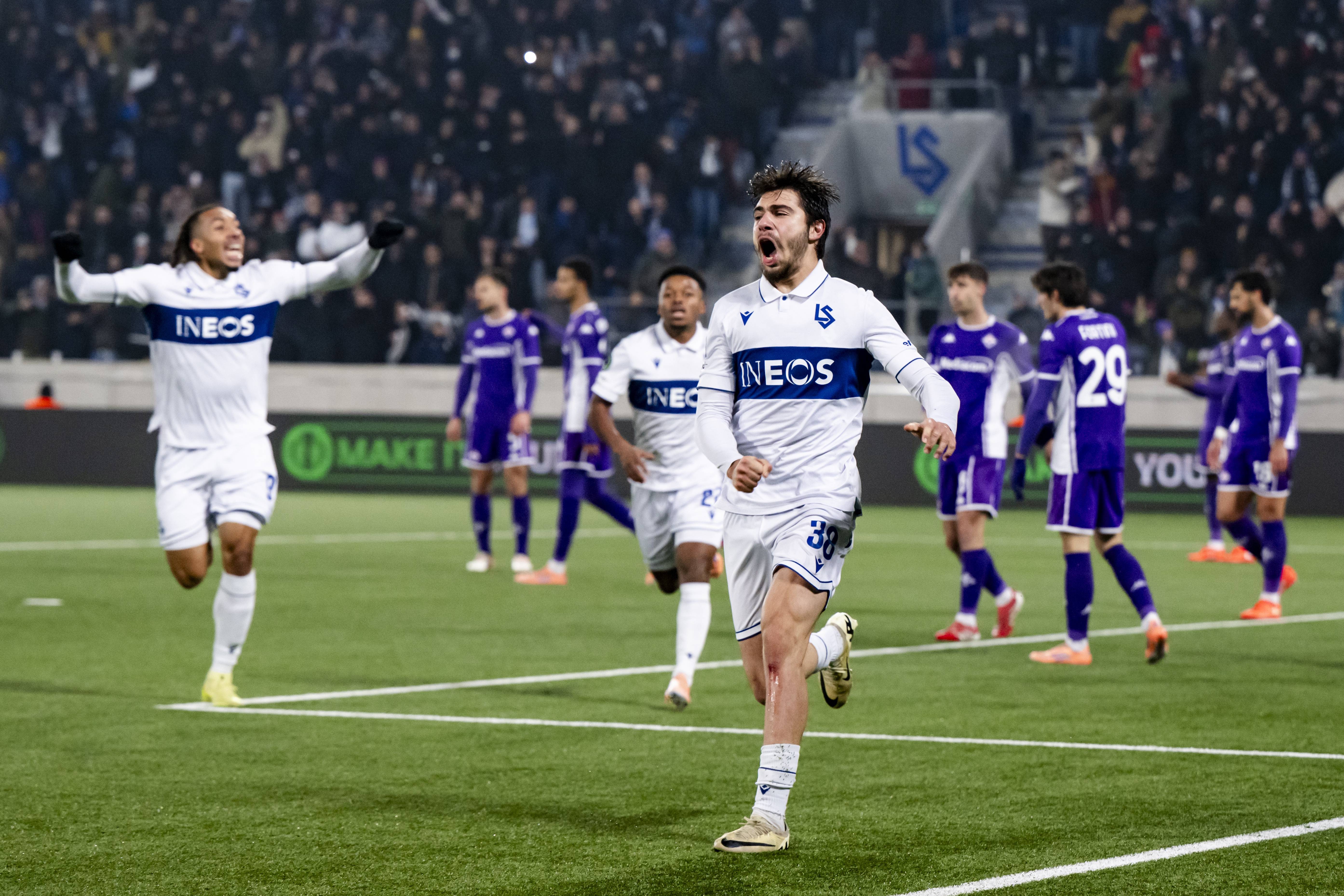 包含佛罗伦萨球星因伤缺席下场比赛的词条