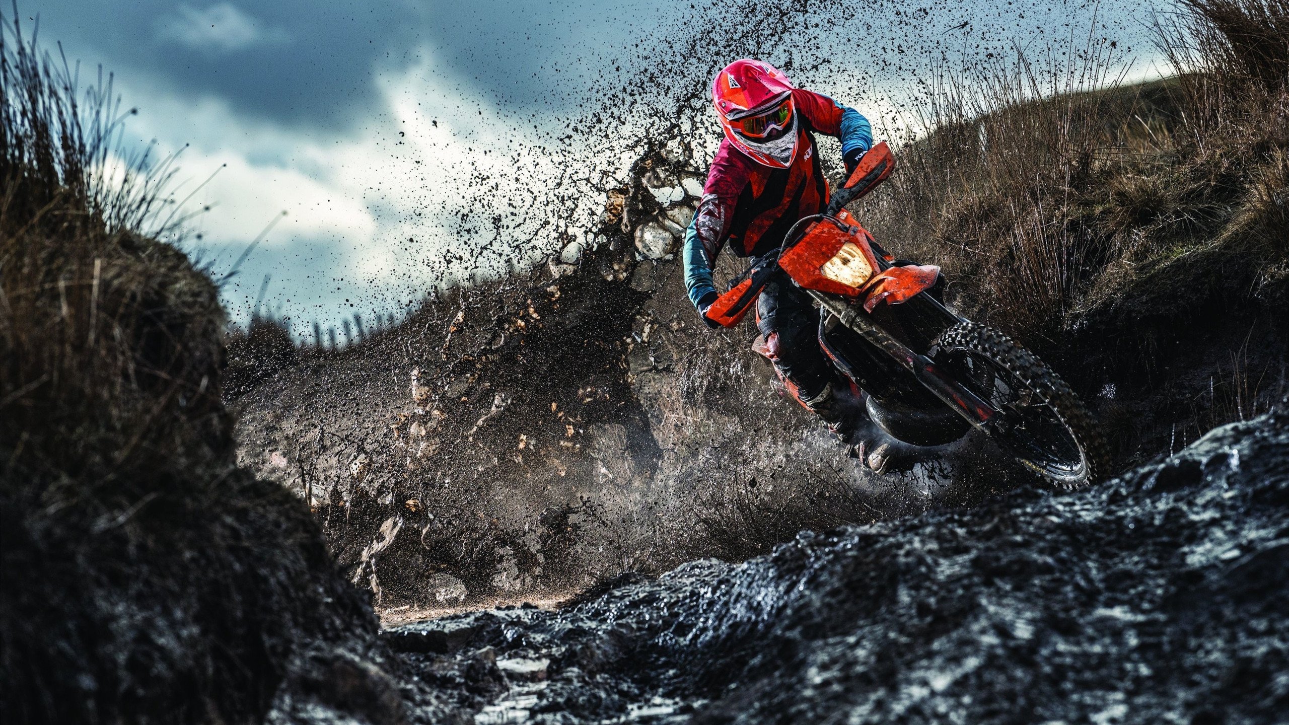 当红龙咆哮于赛道,威尔士橄榄球的一波带走与内马尔的F1街道赛接管艺术